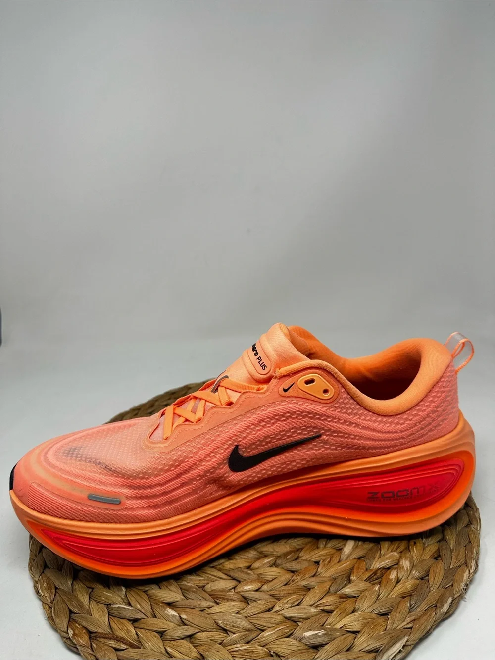 Nike Vomero Plus Running Shoes Orange Pulse Hot Lava Tones Size 14 Men's